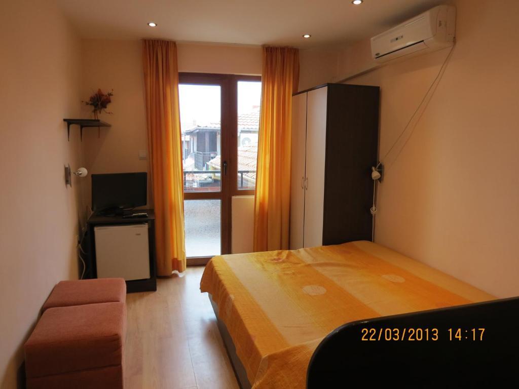 Family Hotel Lebed Nesebar Habitación foto