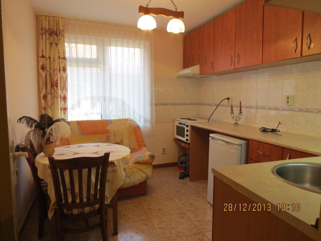 Family Hotel Lebed Nesebar Habitación foto